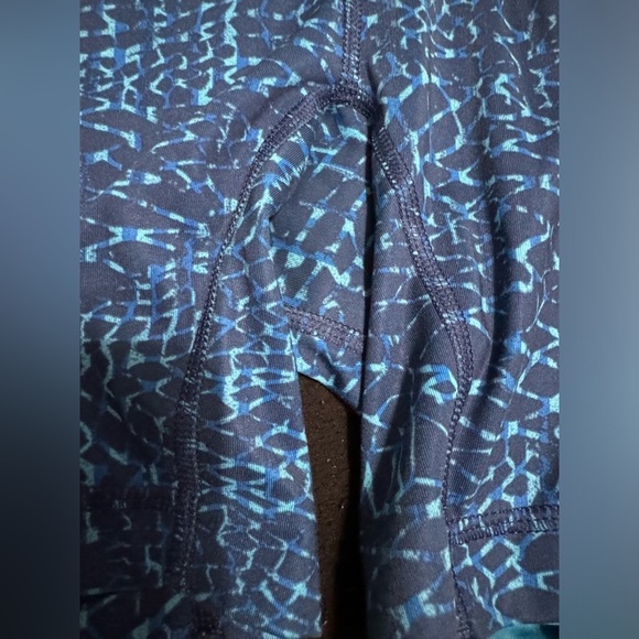 Lululemon athletica Speed Track Short Samba Snake Kayak Blue Hero Blue - Picture 4 of 8